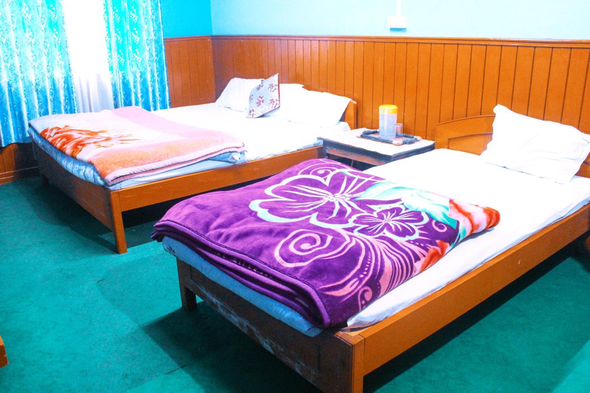 Hotel Labonya Lava Bagian luar foto
